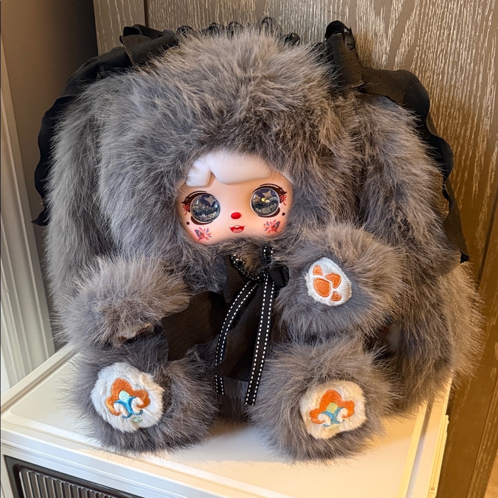 600% Mocici - Gray with special glitter eyes!